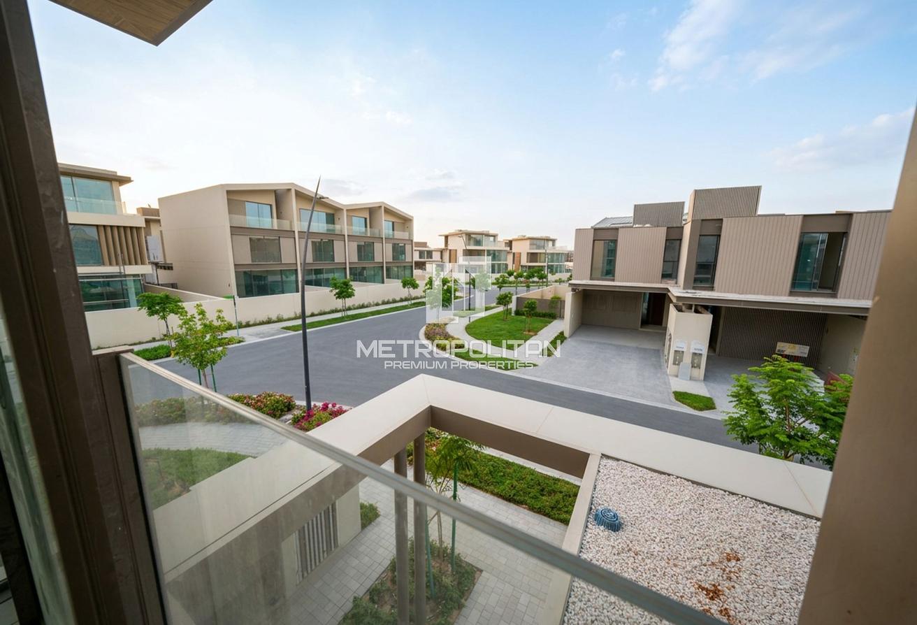 Corner | Open Park View | SD G+1 | Near Amenities photo 13