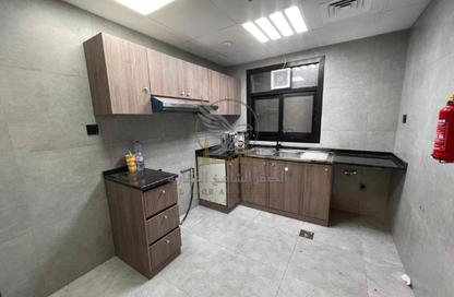 Apartment - 1 - 2 for rent in Al Khan Corniche - Al Khan - Sharjah