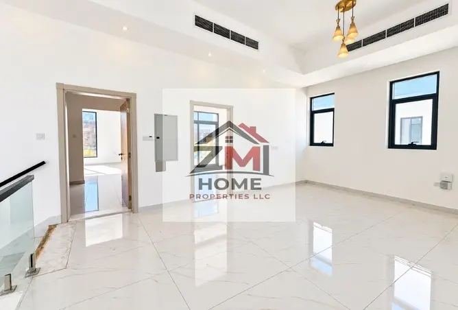 162815353 - Property Image 3