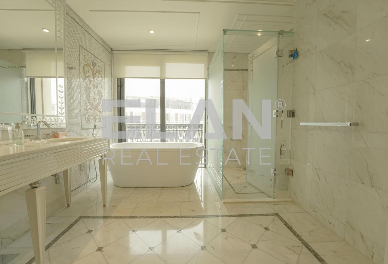 Ultra Luxury Furnished | Prime Location photo 20