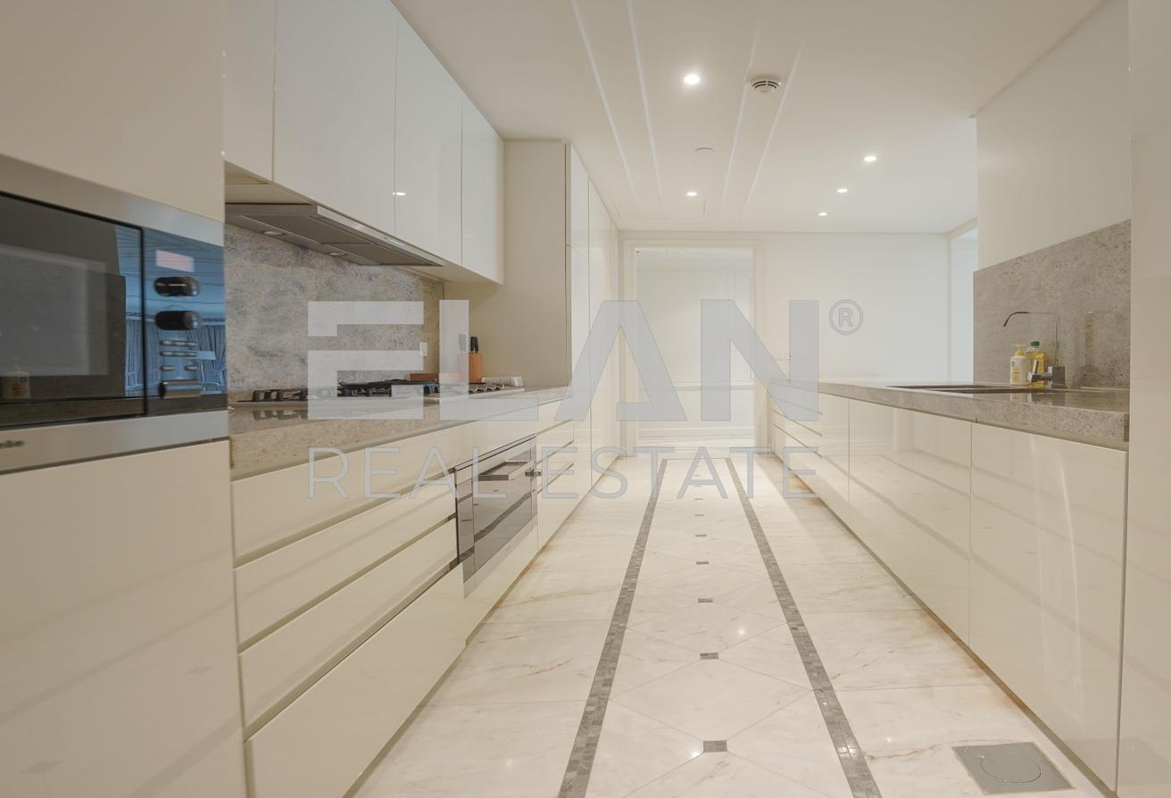 Ultra Luxury Furnished | Prime Location photo 5