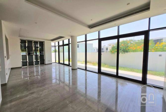 91811345 - Property Image 2