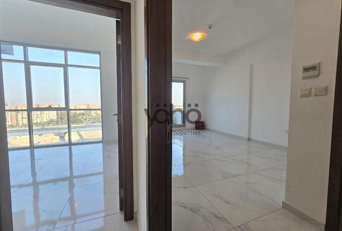 98681714 - Property Image 2