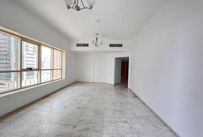 61664223 - Property Image 2