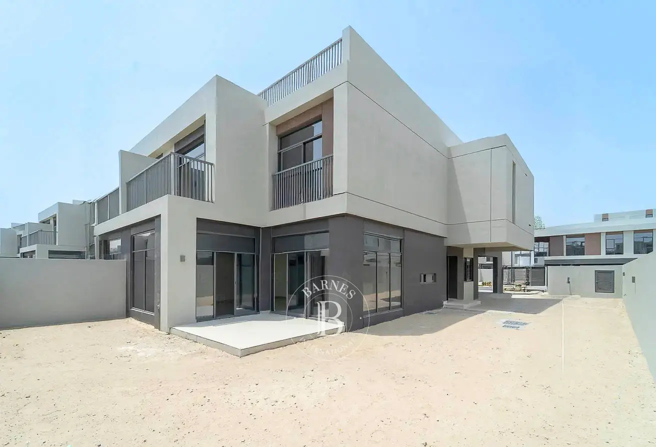 166526402 - Property Main Image