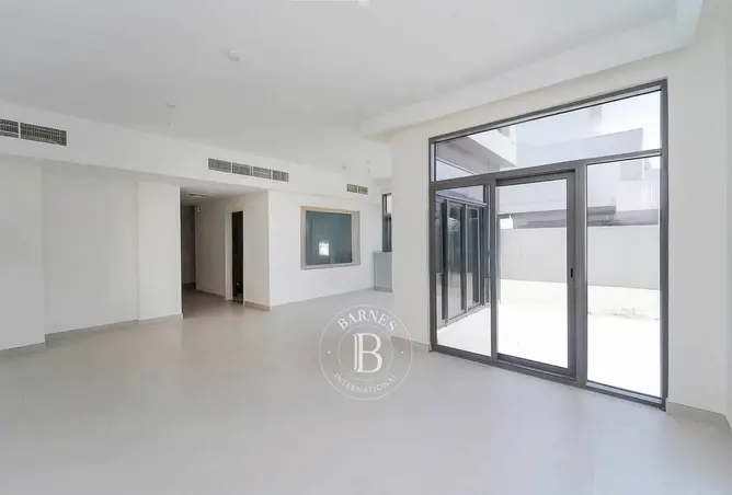 166526402 - Property Image 3