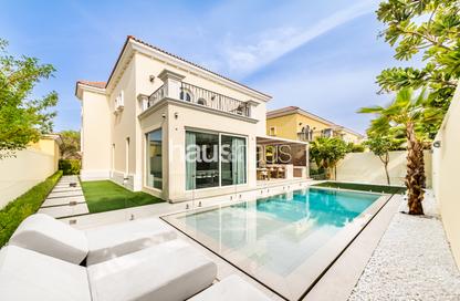 Villa - 4 - 4 for sale in District 7 - Jumeirah Park - Dubai Villa - 4 - 4 for sale in District 7 - Jumeirah Park - Dubai