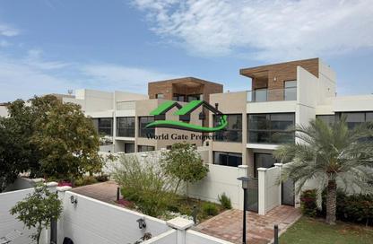 Villa - 3 Bedrooms - 4 Bathrooms for rent in Bloom Gardens - Al Salam Street - Abu Dhabi