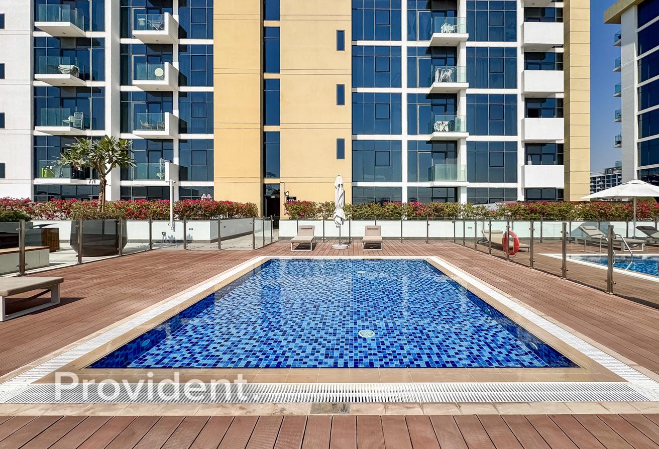 Prime Location | Bright and Spacious | Furnished photo 10