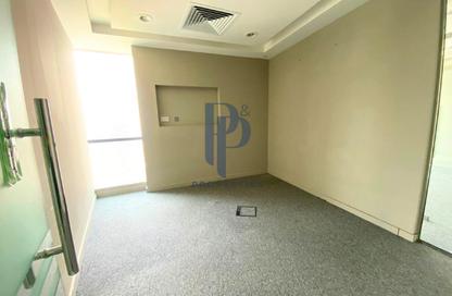 Office Space - Studio for rent in The Regal Tower - Business Bay - Dubai