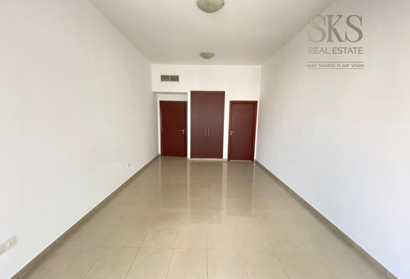 Huge Size 2BR With Big Terrace Close To MOE photo 4