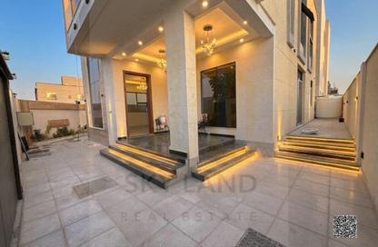 Villa - 6 Bedrooms - 7+ Bathrooms for sale in Al Yasmeen 1 - Al Yasmeen - Ajman