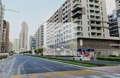Shop - Studio - 1 Bathroom for rent in Jumeirah Garden City - Al Satwa - Dubai