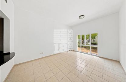 Apartment - Studio - 1 for rent in Discovery Gardens - Dubai