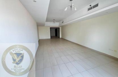 Apartment - 3 Bedrooms - 5 Bathrooms for rent in Al Khan Corniche - Al Khan - Sharjah