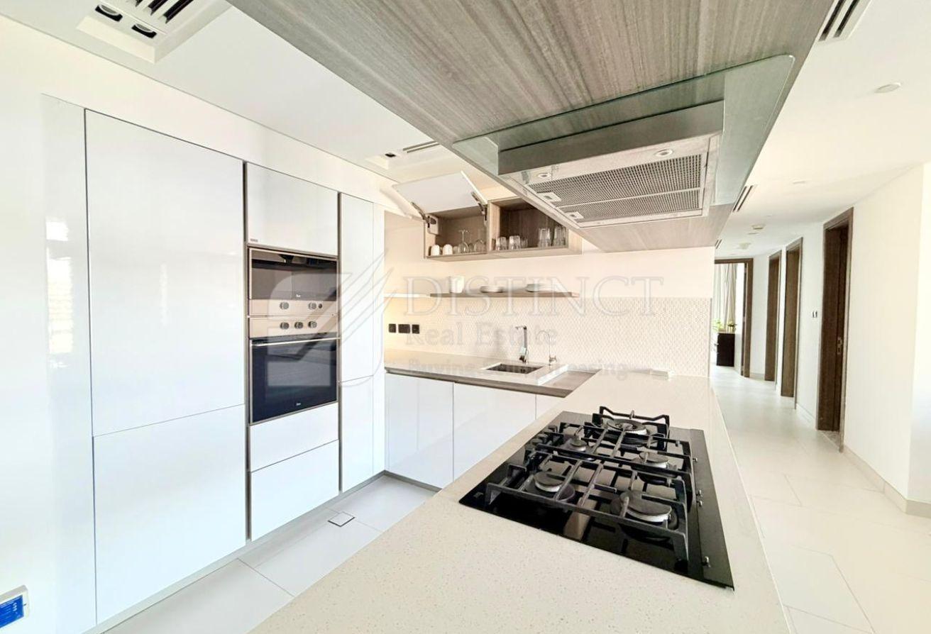 Penthouse, West Beach View, Now Ready for Leasing photo 3