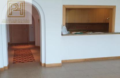 Apartment - 2 Bedrooms - 3 Bathrooms for rent in Al Dabas - Shoreline Apartments - Palm Jumeirah - Dubai