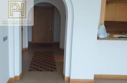 Apartment - 2 Bedrooms - 3 Bathrooms for rent in Al Dabas - Shoreline Apartments - Palm Jumeirah - Dubai