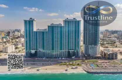 شقة - 3 غرف نوم - 3 حمامات للبيع في مساكن كورنيش عجمان - طريق كورنيش عجمان - عجمان