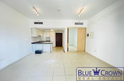 Apartment - Studio - 1 Bathroom for rent in Oxford Building - District 14 - Jumeirah Village Circle - Dubai