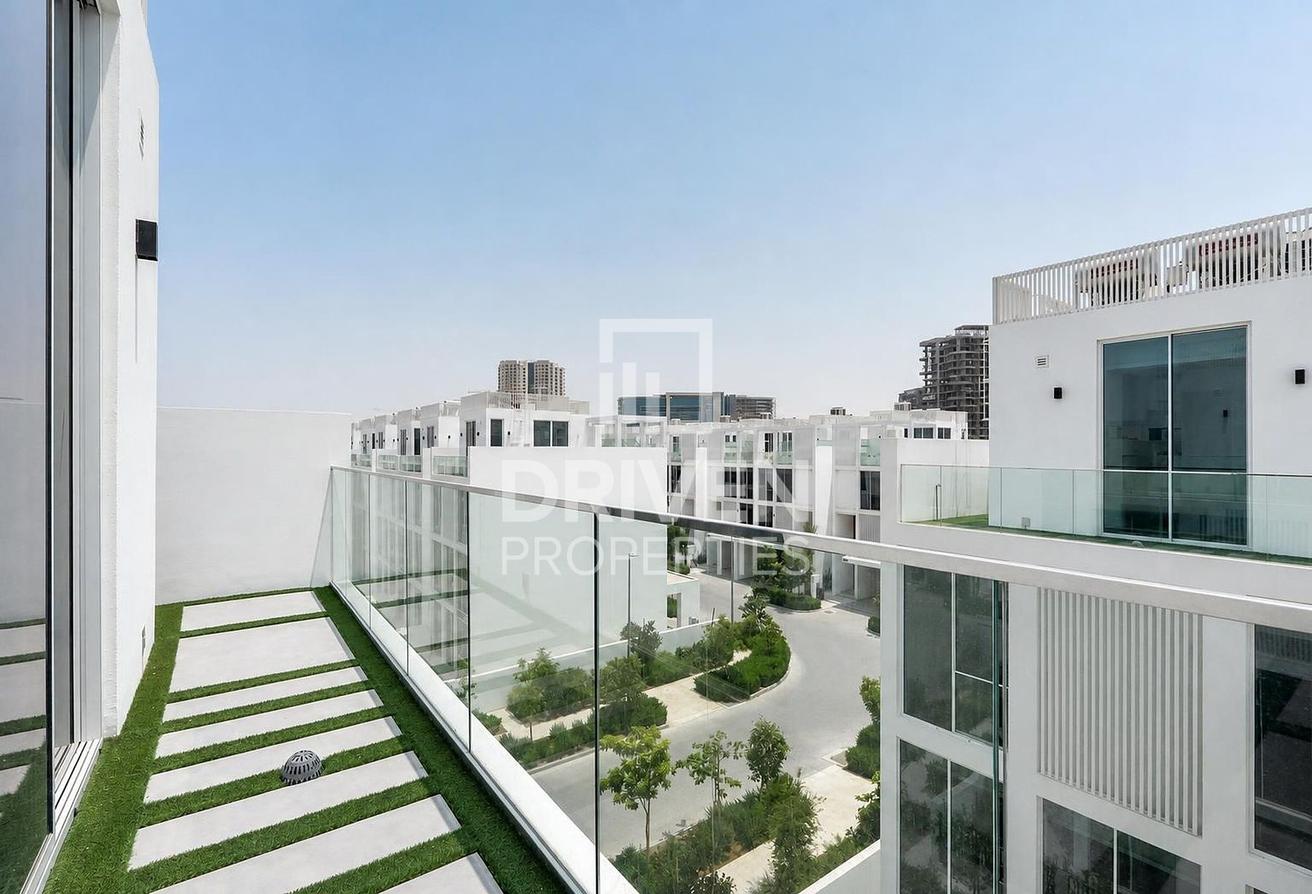 Corner Unit | Large Plot | Partially Furnished photo 27