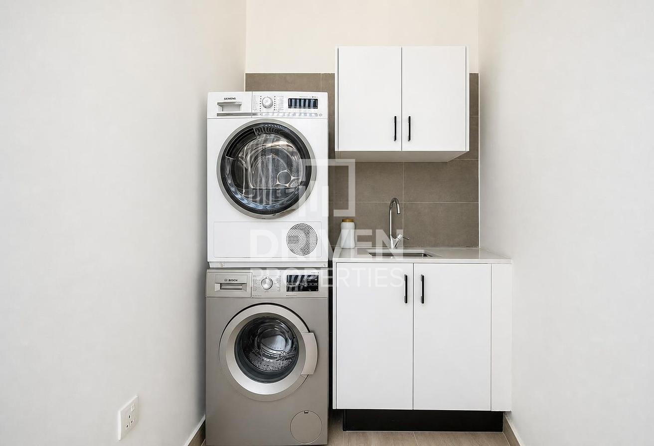Corner Unit | Large Plot | Partially Furnished photo 24