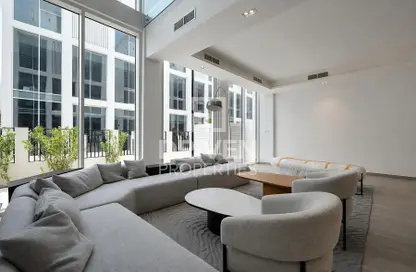 Villa - 4 Bedrooms - 5 Bathrooms for rent in Ixora - Al Barari - Dubai