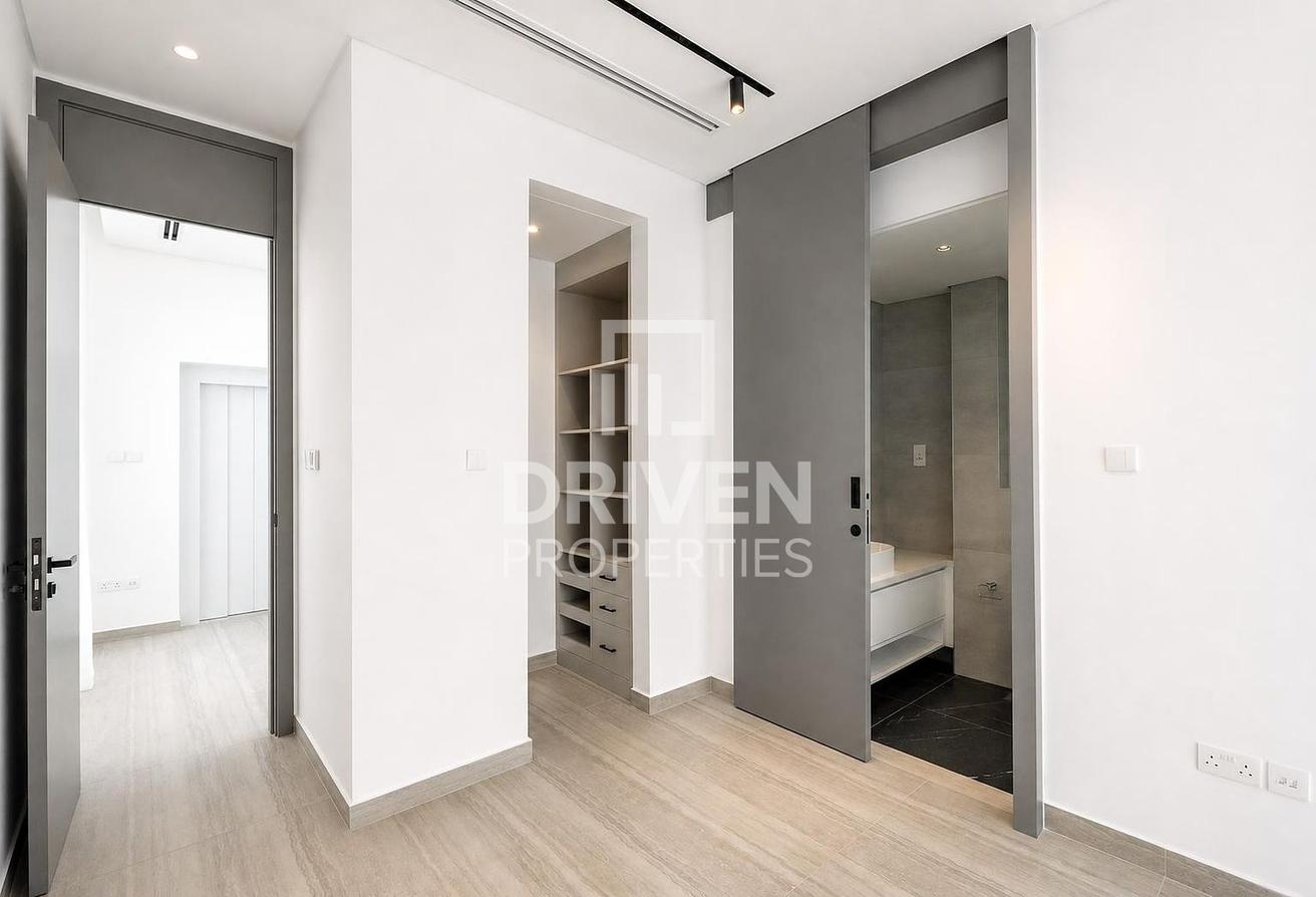 Corner Unit | Large Plot | Partially Furnished photo 23