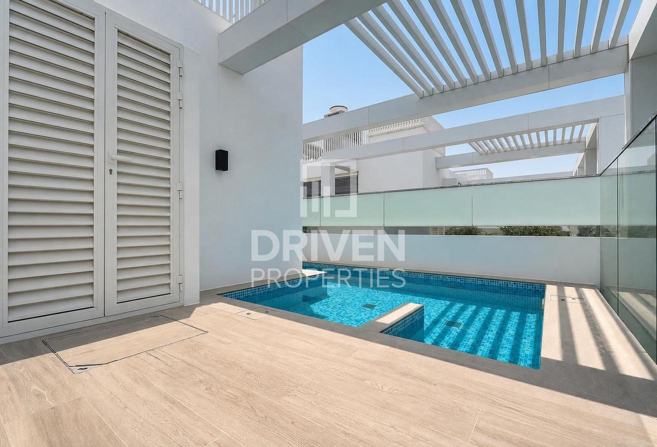 Corner Unit | Large Plot | Partially Furnished photo 28
