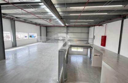 Warehouse - Studio for rent in Dubai Investment Park 1 (DIP 1) - Dubai Investment Park (DIP) - Dubai