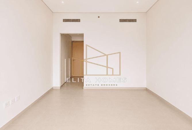 128858915 - Property Image 3