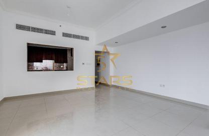 Apartment - 1 - 2 for rent in Fairview Residency - Business Bay - Dubai