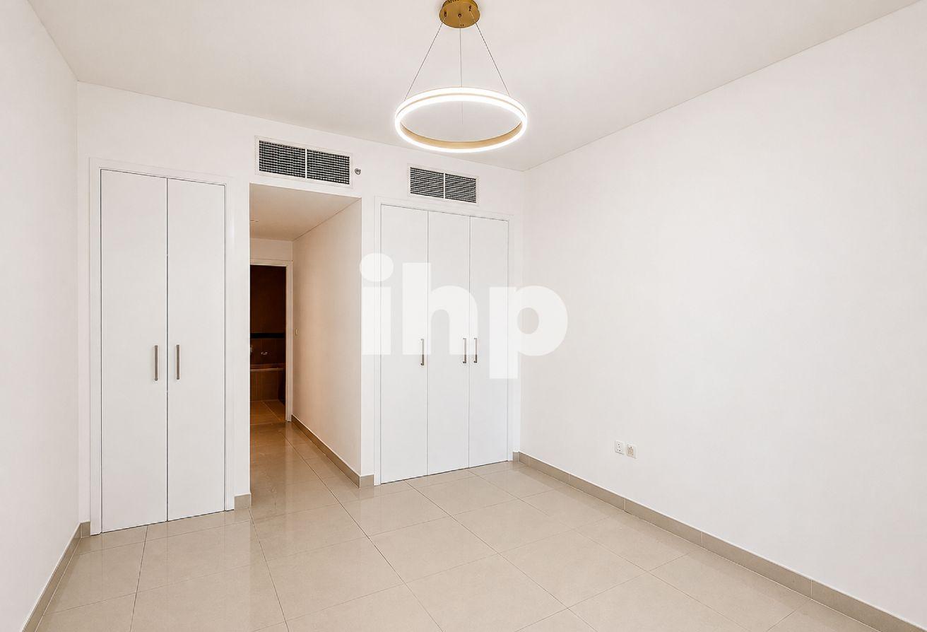 Burj Khalifa View | High Floor | Flexible cheques photo 10