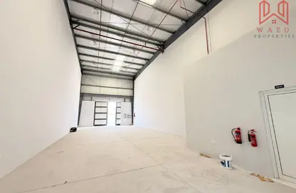 مستودع - استوديو للايجار في الخوانيج - دبي