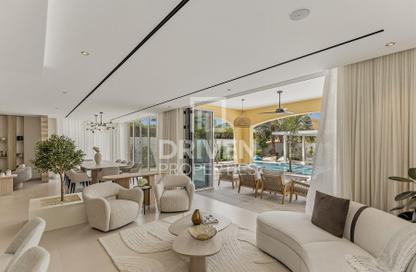 Villa - 4 Bedrooms - 6 Bathrooms for sale in Legacy Large - Legacy - Jumeirah Park - Dubai