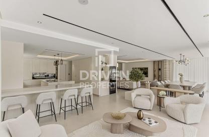 Villa - 4 Bedrooms - 6 Bathrooms for sale in Legacy Large - Legacy - Jumeirah Park - Dubai