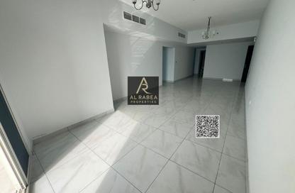 Apartment - 3 Bedrooms - 3 Bathrooms for rent in Corniche Tower - Ajman Corniche Road - Ajman