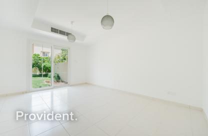 Villa - 2 - 3 for rent in Springs 8 - The Springs - Dubai Villa - 2 - 3 for rent in Springs 8 - The Springs - Dubai
