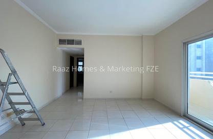 Apartment - 1 - 1 for rent in Al Naba'ah 8 Building - Al Naba'ah - Al Sharq - Sharjah Apartment - 1 - 1 for rent in Al Naba'ah 8 Building - Al Naba'ah - Al Sharq - Sharjah