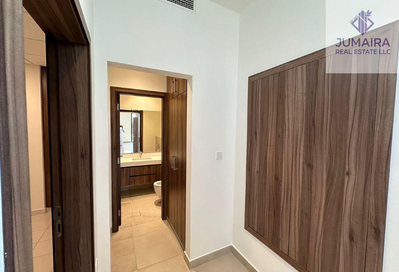 Stunning 3-bedroom villa with Maid Room