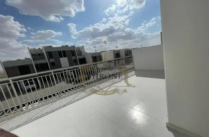 Townhouse - 3 Bedrooms - 5 Bathrooms for rent in Aurum Villas - Aster - Damac Hills 2 - Dubai