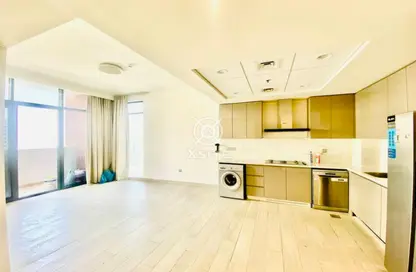 Apartment - 3 Bedrooms - 3 Bathrooms for rent in Azizi Riviera 19 - Azizi Riviera - Meydan One - Meydan - Dubai