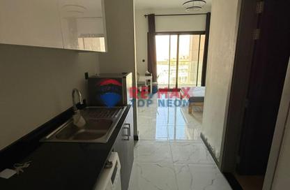 Apartment - Studio - 1 Bathroom for rent in Rukan Tower B - Rukan Tower - Rukan - Dubai