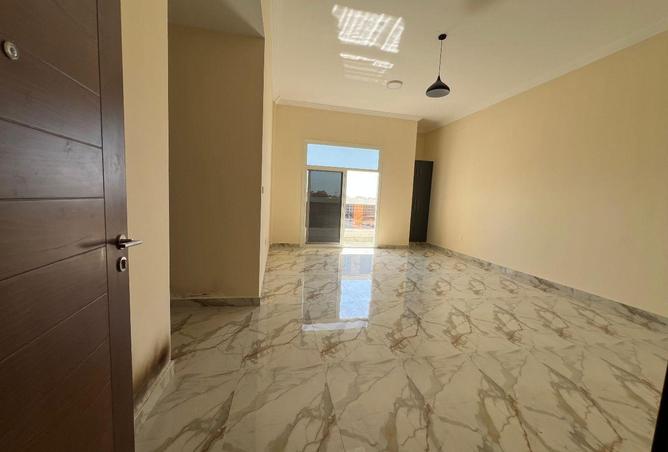 79437605 - Property Image 2