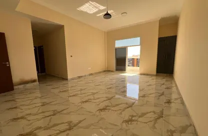 Apartment - 2 Bedrooms - 2 Bathrooms for rent in Al Mowaihat 3 - Al Mowaihat - Ajman