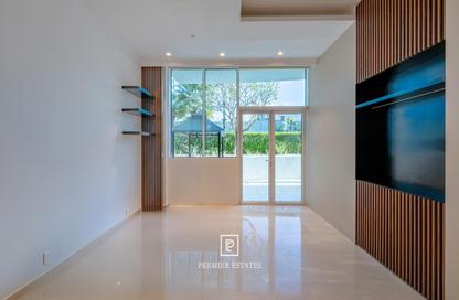 Apartment - 1 Bedroom - 2 Bathrooms for sale in Oceana Pacific - Oceana - Palm Jumeirah - Dubai