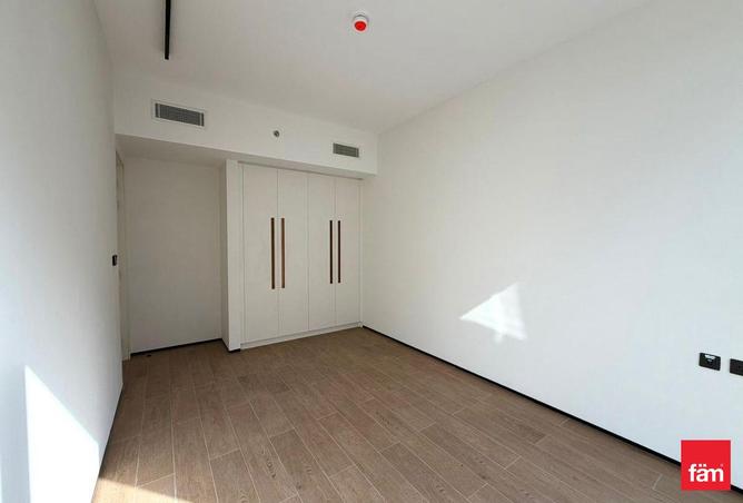 73111844 - Property Image 3