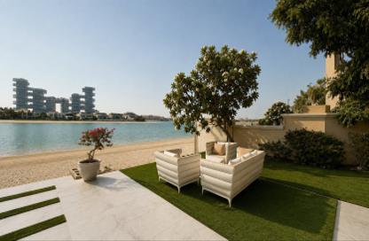Villa - 4 - 5 for sale in Garden Homes Frond E - Garden Homes - Palm Jebel Ali - Dubai