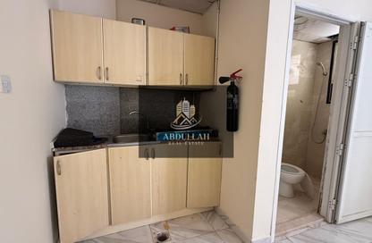 Apartment - Studio - 1 Bathroom for rent in Muwaileh 29 Building - Muwaileh - Sharjah