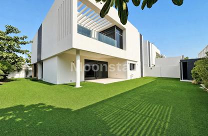 Villa - 5 Bedrooms - 6 Bathrooms for rent in West Yas - Yas Island - Abu Dhabi